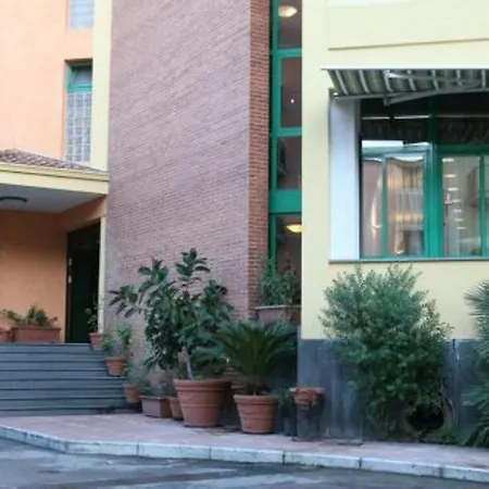 Hotell Stefano A Melito 3*